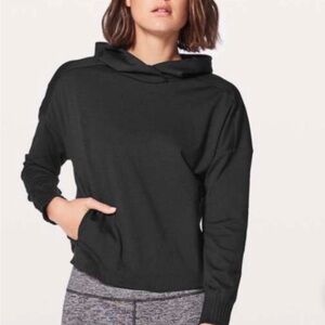 EUC Lululemon long sleeve hoodie open tie back size 8
